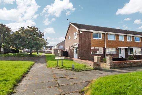 3 bedroom end of terrace house to rent, Plover Close, Blyth, NE24