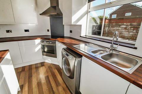 3 bedroom end of terrace house to rent, Plover Close, Blyth, NE24