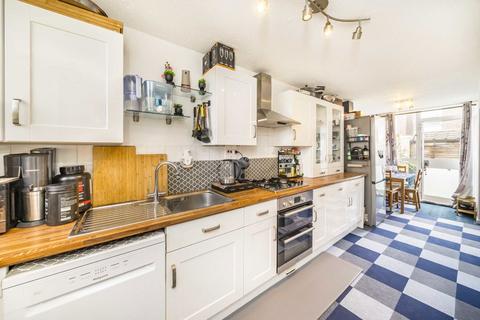 undefined, Willow Tree Close, London SW18