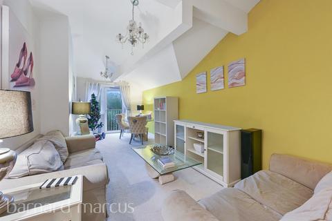 2 bedroom apartment for sale, Dove Place, Claygate, Esher
