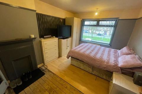 undefined, Utting Avenue East, West Derby, Liverpool, Merseyside, L11 1DN