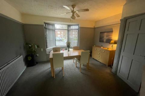 undefined, Utting Avenue East, West Derby, Liverpool, Merseyside, L11 1DN