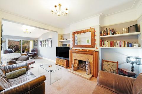 4 bedroom semi-detached house for sale, North Harrow, Middlesex HA2