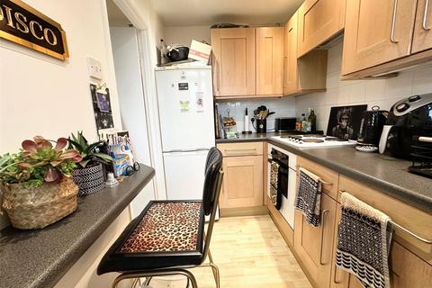 undefined, Avon Court, Putney, SW15