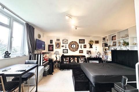 undefined, Avon Court, Putney, SW15