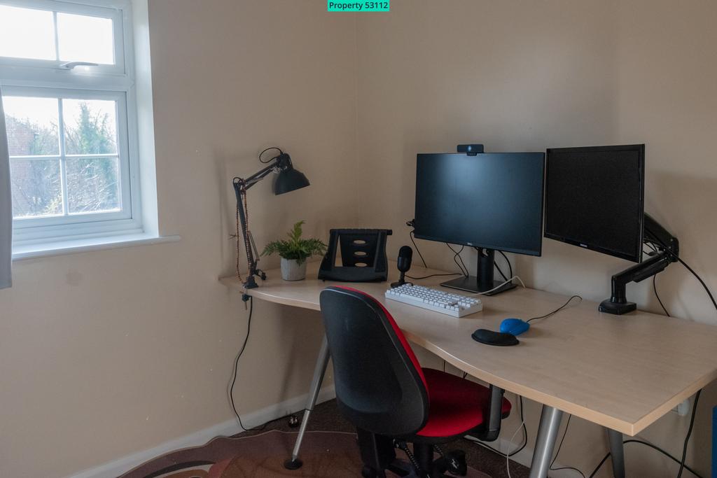Office / second bedroom