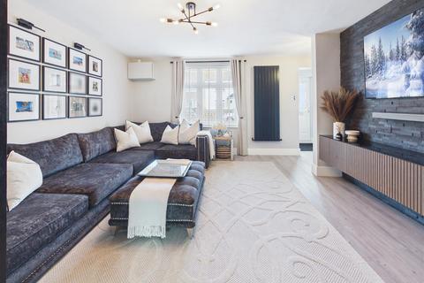 3 bedroom semi-detached house for sale, Halliford Close, Shepperton