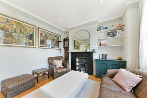 2 bedroom maisonette to rent, Ingelow Road, Battersea, SW8