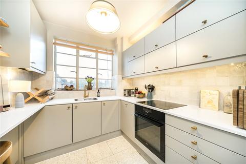 2 bedroom flat for sale, Beaumont Court, Upper Clapton Road, London, E5