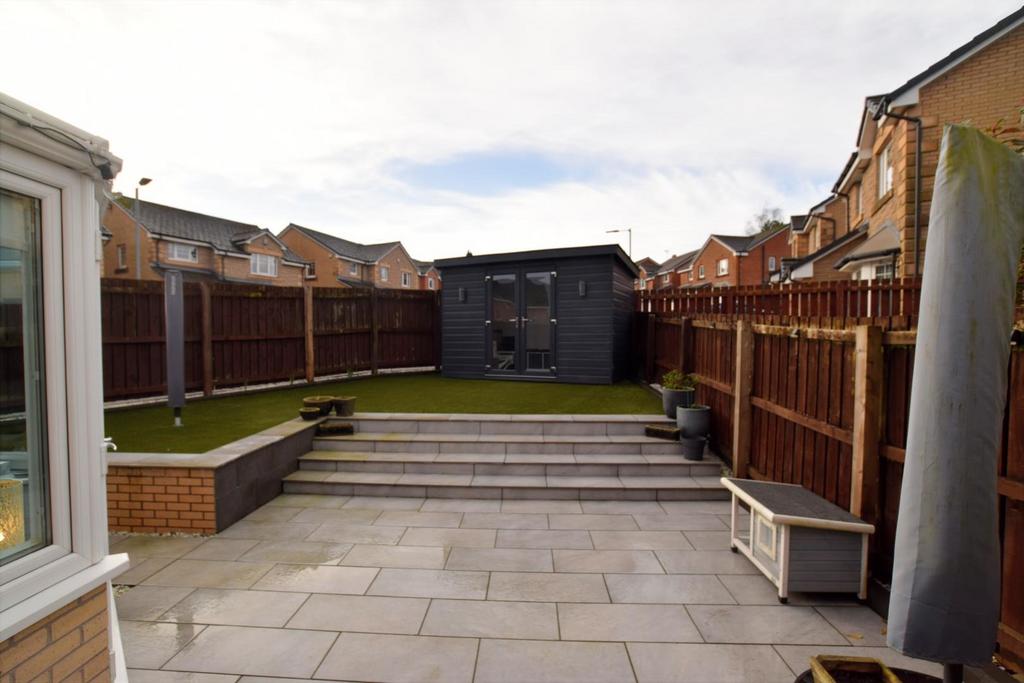 24 The Laurels, Dumfries, DG1 3 FB - Grieve Griers