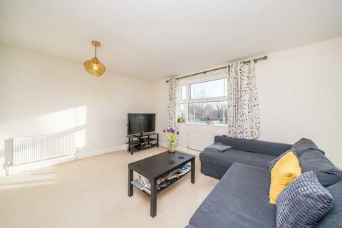 undefined, Villiers Road, Kingston Upon Thames KT1