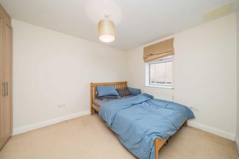 undefined, Villiers Road, Kingston Upon Thames KT1