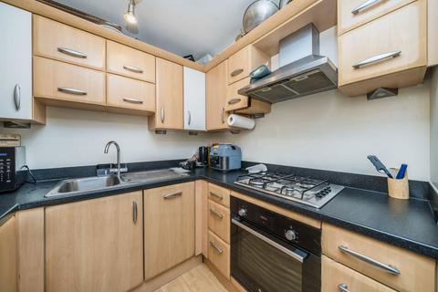 undefined, Villiers Road, Kingston Upon Thames KT1