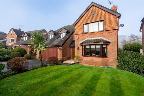 4 bedroom detached house for sale, Wike Ridge Avenue, Leeds LS17