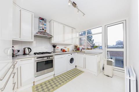 undefined, Blincoe Close, SOUTHFIELDS SW19