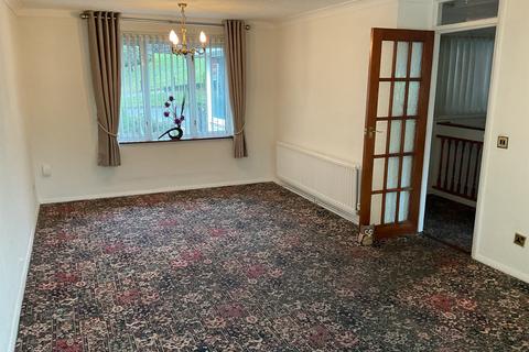 3 bedroom semi-detached house for sale, Brockmoor Close, Stourbridge