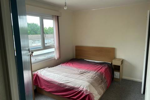 4 bedroom end of terrace house for sale, Carlyon Gardens, Exeter