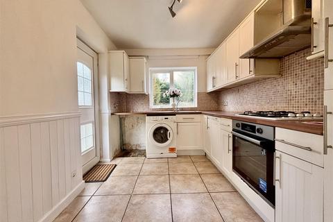 3 bedroom semi-detached house for sale, Sapgate Lane, Bradford BD13