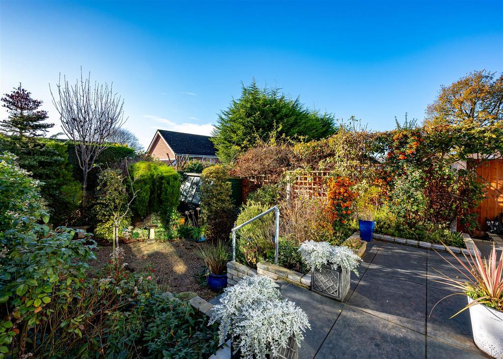 47 Grendon Gardens-11.jpg