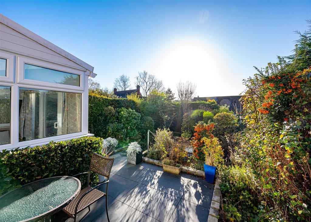 47 Grendon Gardens-12.jpg
