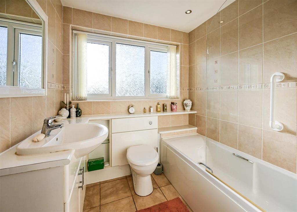 47 Grendon Gardens-3.jpg