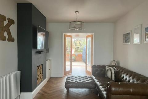 undefined, Silver Street, Wythall