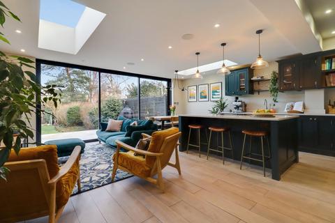 undefined, Loseberry Road, Claygate, KT10