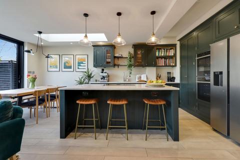 undefined, Loseberry Road, Claygate, KT10