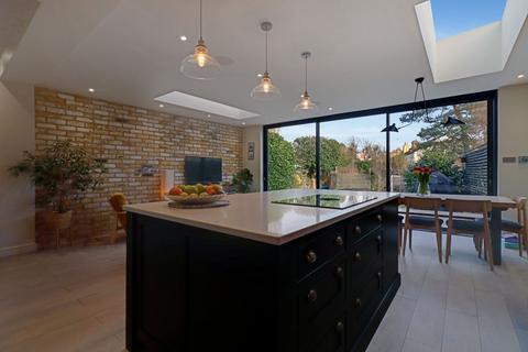 undefined, Loseberry Road, Claygate, KT10
