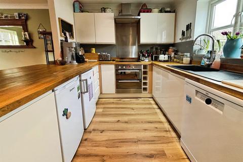 undefined, Nalder Close, Shepton Mallet