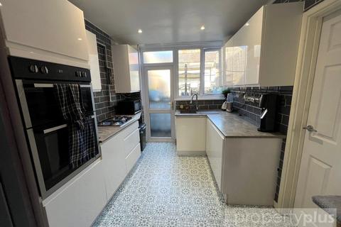 2 bedroom terraced house for sale, Pontypridd Road, Porth, CF39