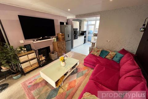 2 bedroom terraced house for sale, Pontypridd Road, Porth, CF39