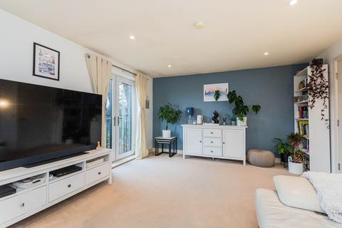 5 bedroom semi-detached house for sale, Walmersley Road, Bury, Greater Manchester, BL9 5JD