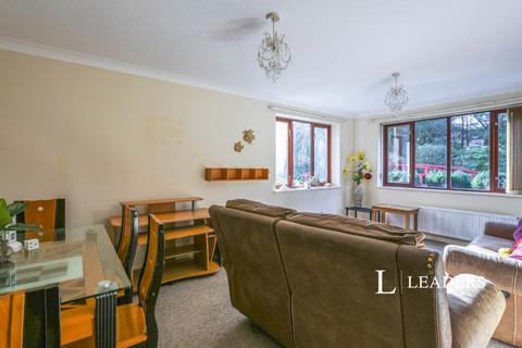 2 bedroom flat to rent, Lindsay Road, Poole, Dorset, BH13