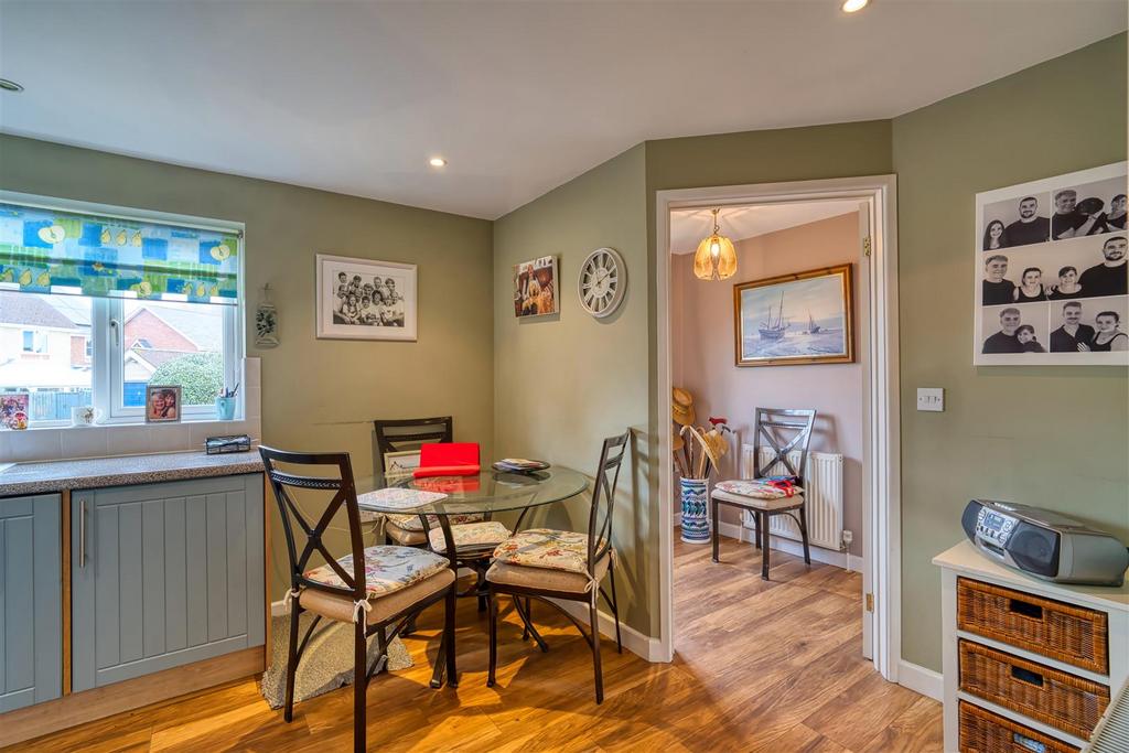 Kitchen diner