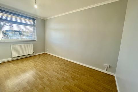 undefined, Green Lanes, Winchmore Hill, N21