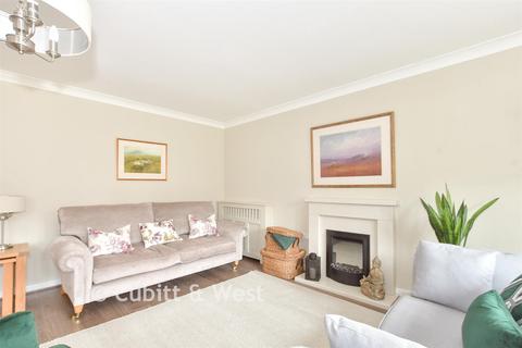 3 bedroom end of terrace house for sale, Langmore Lane, Haywards Heath RH16