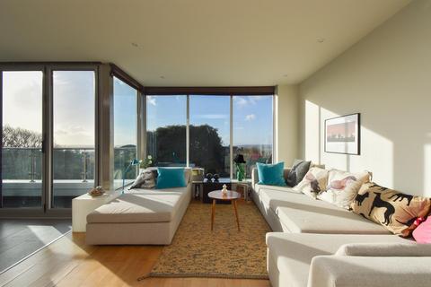 3 bedroom penthouse for sale, Upper Maze Hill, St Leonards-On-Sea