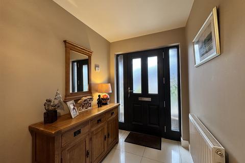 3 bedroom bungalow for sale, Llys Tirnant, Tycroes, Ammanford, Carmarthenshire.