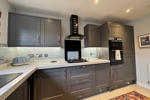 3 bedroom bungalow for sale, Llys Tirnant, Tycroes, Ammanford, Carmarthenshire.