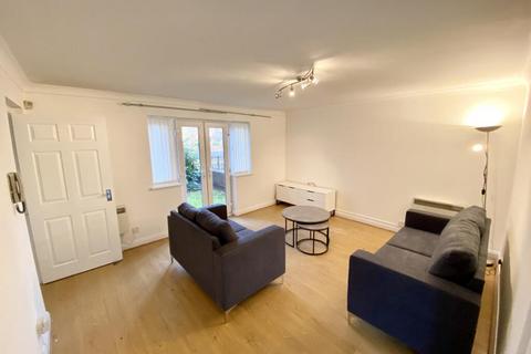 2 bedroom flat to rent, Vancouver Quay, Salford Quays, Salford, M50