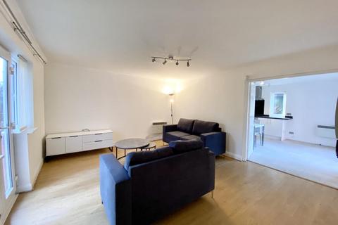 2 bedroom flat to rent, Vancouver Quay, Salford Quays, Salford, M50
