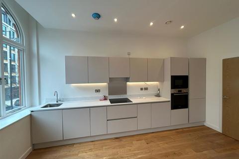 3 bedroom flat to rent, Islington High Street, Islington
