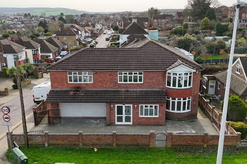 5 bedroom detached house for sale, Watling Street, Rochester ME2