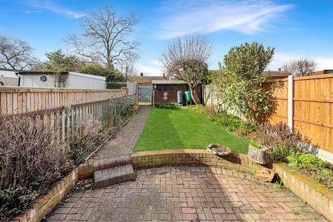 3 bedroom terraced house for sale, Kingsman Road, Stanford-le-hope SS17