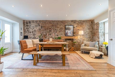 3 bedroom terraced house for sale, Backhall Street, Caerleon, NP18