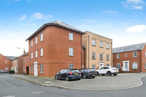 Needlepin Way, BUCKINGHAM