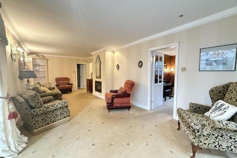 4 bedroom detached house for sale, Hagley Road, Stourbridge