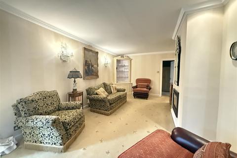 4 bedroom detached house for sale, Hagley Road, Stourbridge