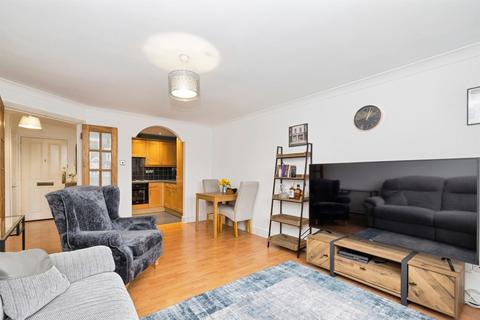 1 bedroom apartment for sale, Eastbury Road, Watford